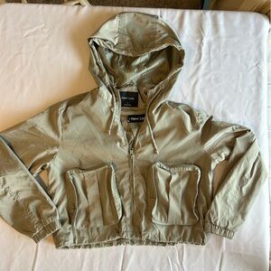 NWT Women’s Olive / Army Green New Look Hooded Cropped Jacket- Sz Medium